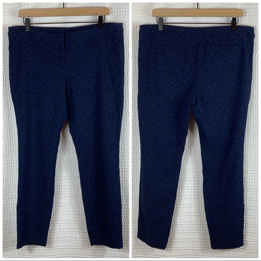 ADRIENNE VITTADINI ⭐️